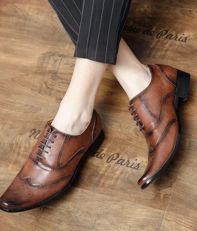 Oxfords Men Shoes Leather Shoes Fashion Business Casual Party Banquet Daily Retro Pointed Toe Carved Lace-up Brogues Dress Shoes